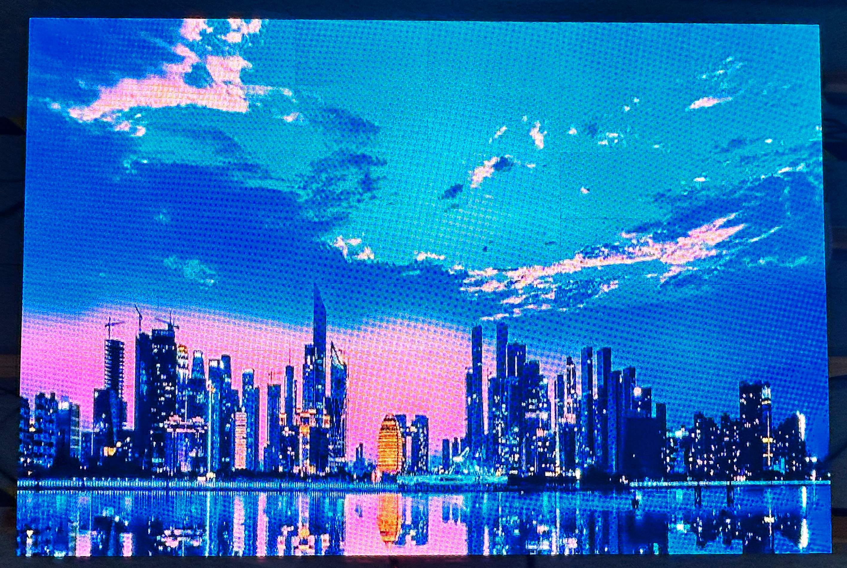 防爆LED大屏在煤炭行業(yè)及其他場景中的創(chuàng)新應用與功能展現