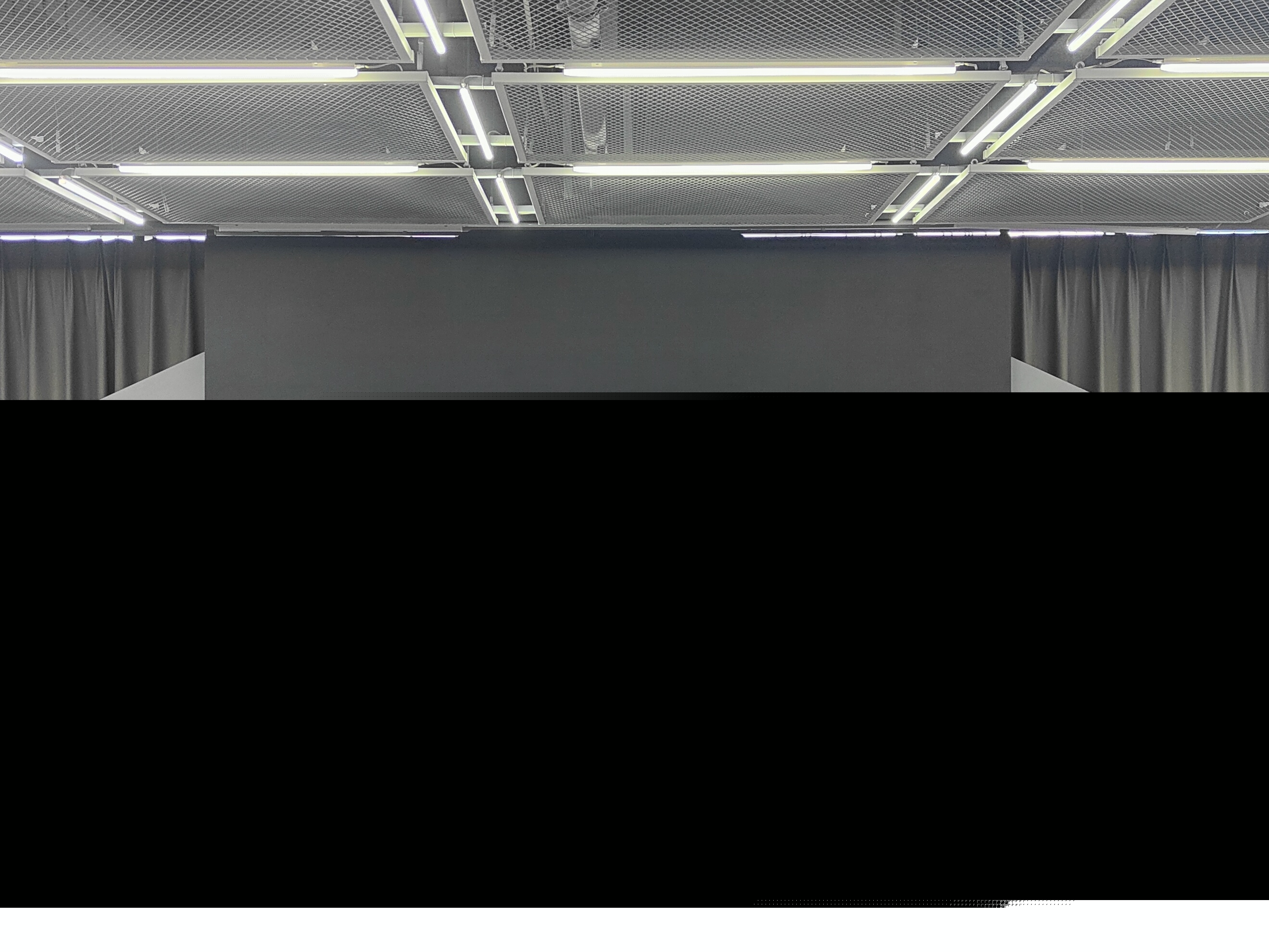 呈現(xiàn)絢麗畫(huà)面！液晶拼接大屏成為商業(yè)展示的新寵兒！